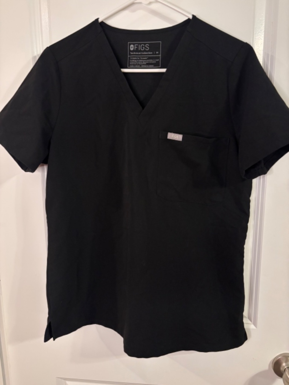 Figs Scrub Tops Women's Medium Black Lot Of 3 Technical Collection Chest Pocket - Picture 9 of 11